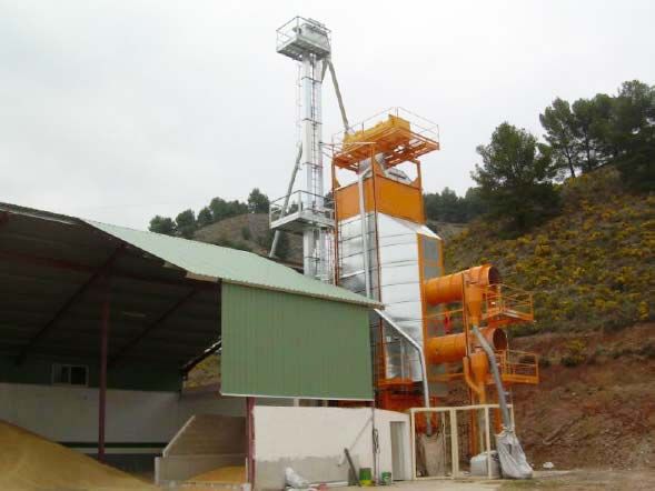 maquinaria agrícola fábrica